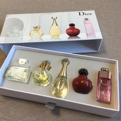 dior 香水 ミニ|dior 包.